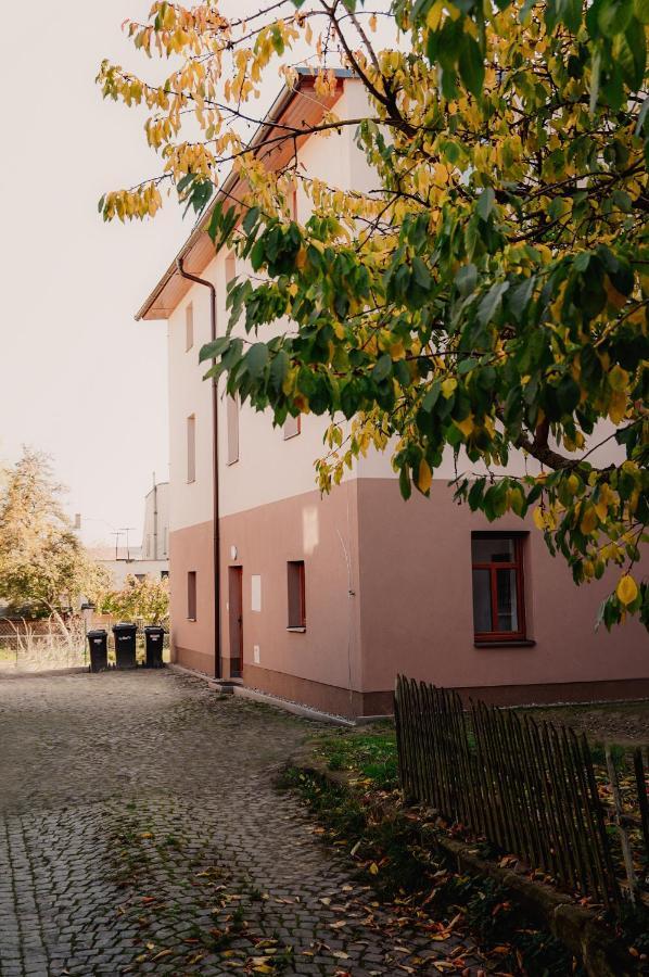 Apartmany Centrum Novy Bor Exterior photo