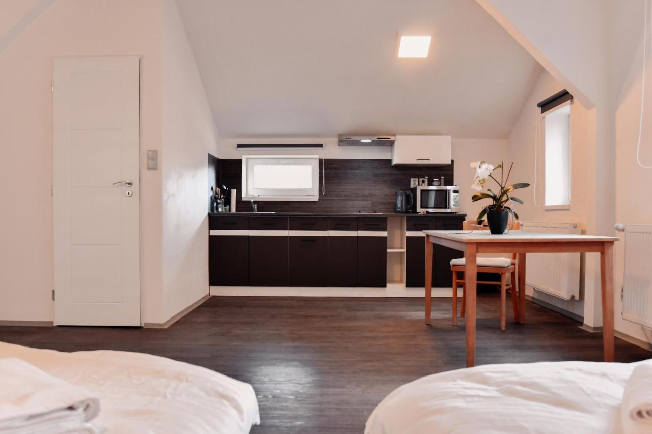 Apartmany Centrum Novy Bor Exterior photo